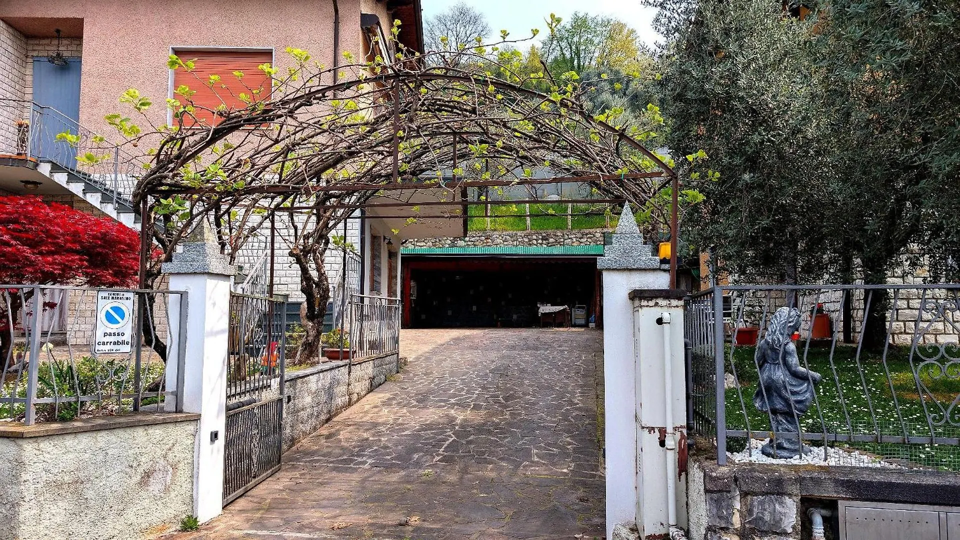 Iseo Lake Terrace サーレ・マラジーノ イタリア